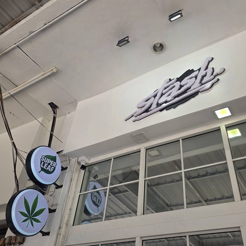 Stash BKK Ekkamai